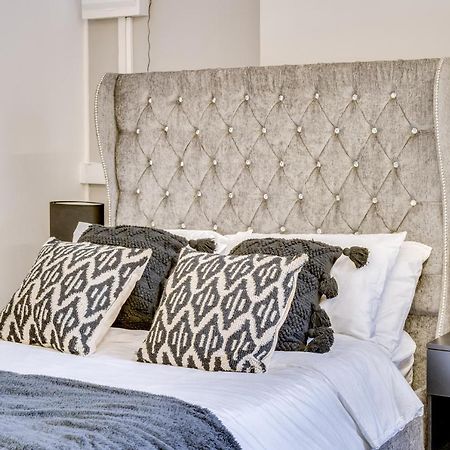 Boutique Apartments Брадфорт Екстериор снимка
